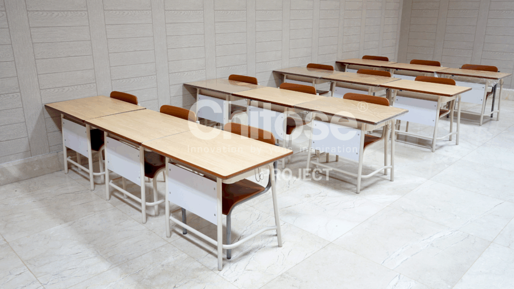 Produk Chitose menggunakan plywood